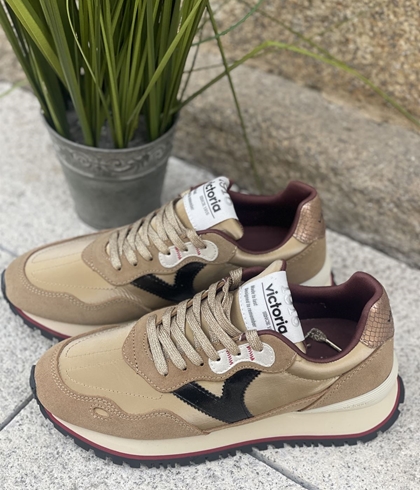 Deportiva VICTORIA VIENTO NYLON METAL & SERRAJE 1157115-65 ORO - Imagen 2