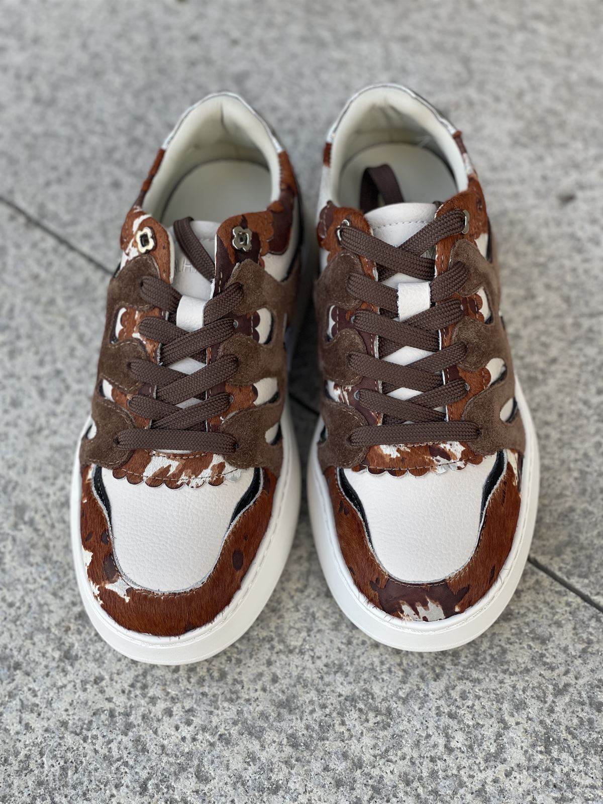 Deportivas NOA HARMON BRAVA blanca y print - Imagen 4