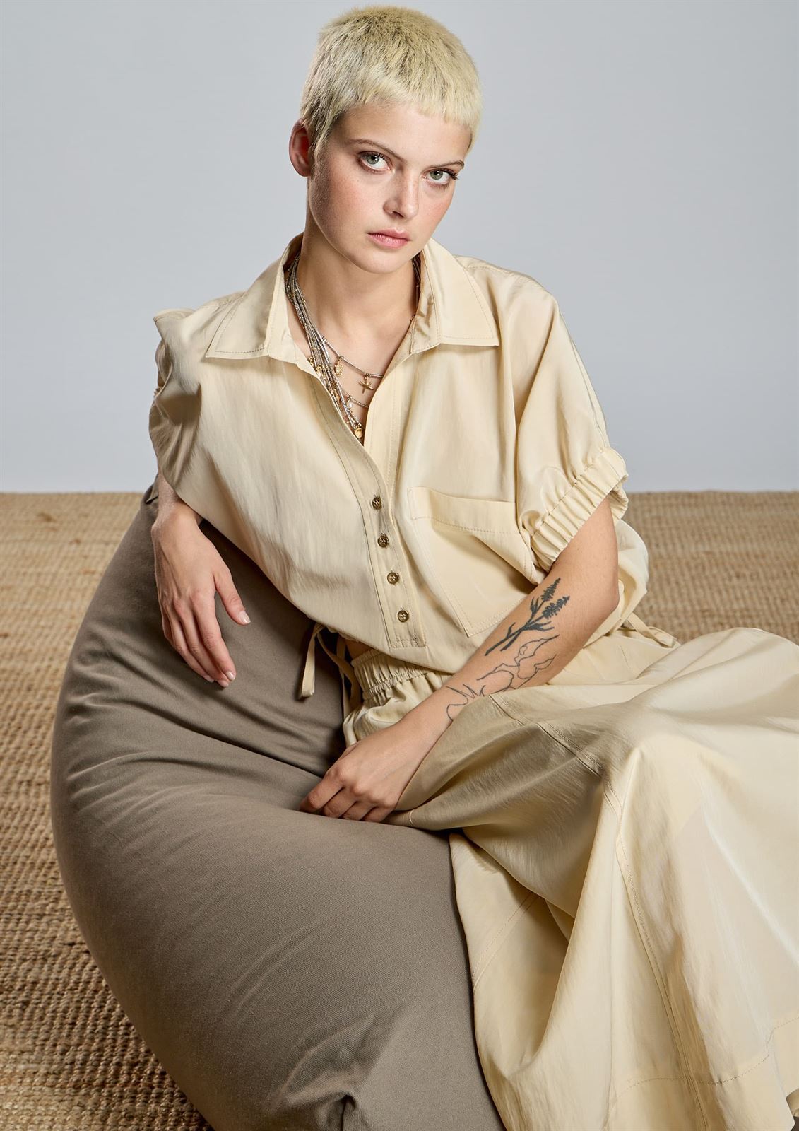 FALDA ALBA CONDE MIDI LARGA 2201-420-13 BEIGE - Imagen 3