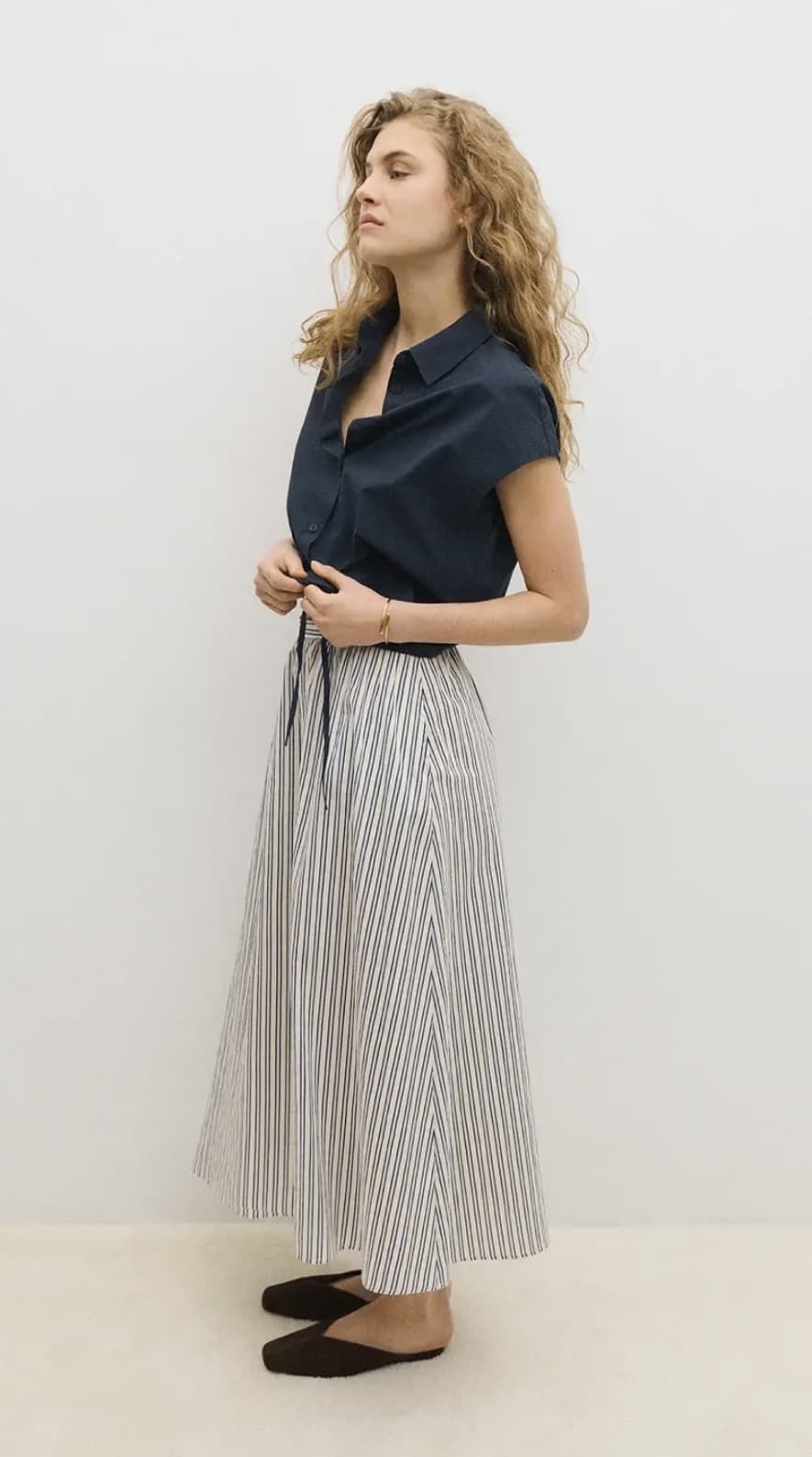Falda ese O ese RIVIERA en blanco rayas azul marino - Imagen 2