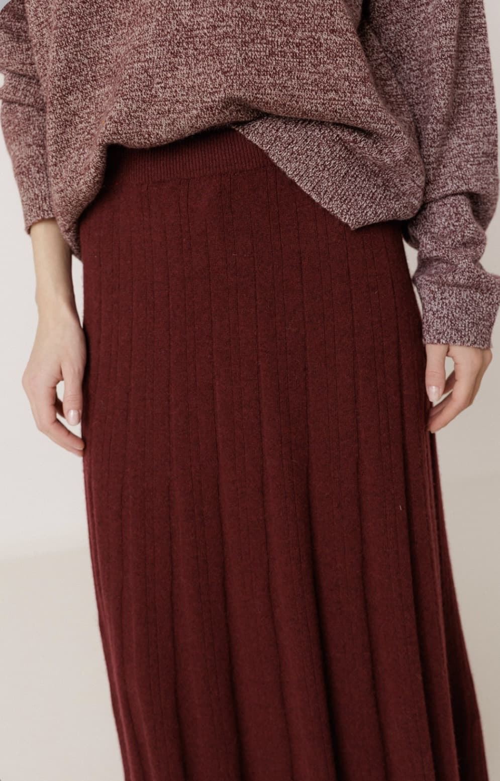 FALDA Indi & Cold REF. MO542 Midi Canalé cashmere Berenjena - Imagen 2