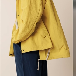 Gabardina Indi & Cold 670 NYLON SPORT amarillo azafrán. - Imagen 2