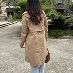 GABARDINA Rinascimento logo espalda beige - Imagen 1