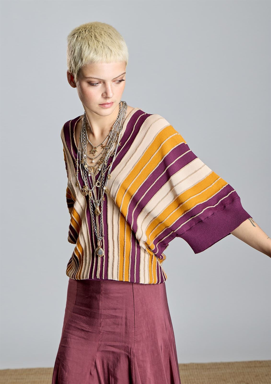 Jersei Alba Conde 2838-583-82 rayas multicolor ocres burdeos - Imagen 2