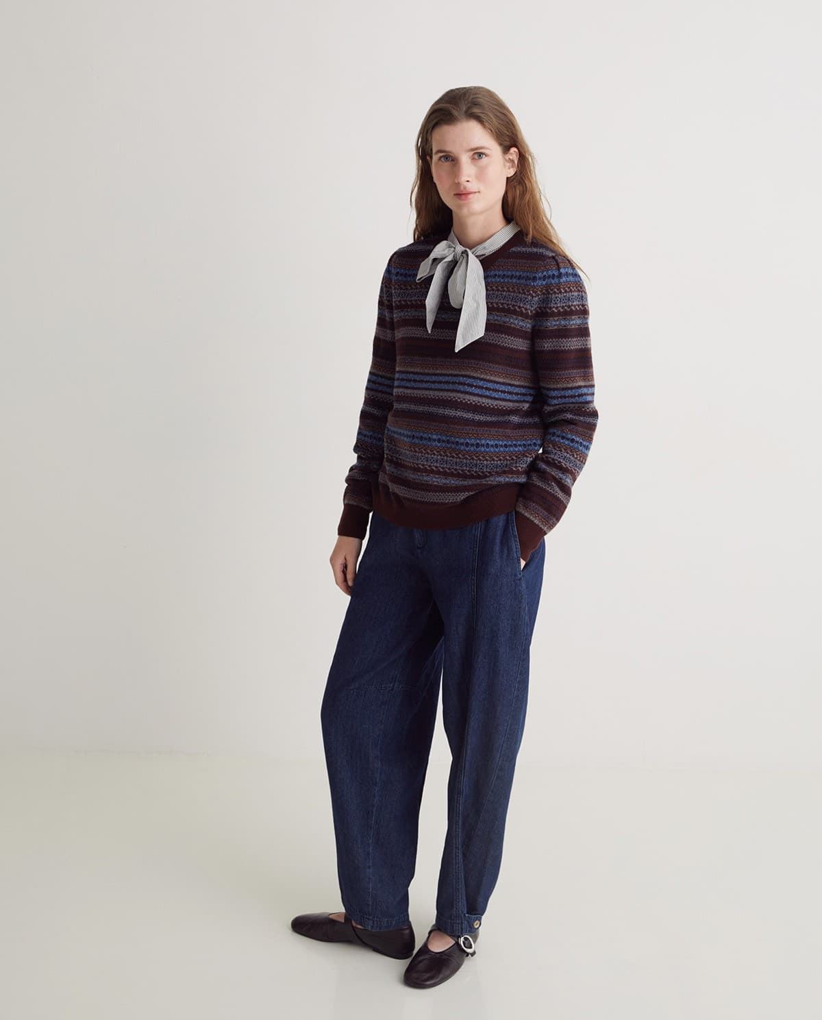 Jersey  43517  Jersey Jacquard con lana marrón. - Imagen 2