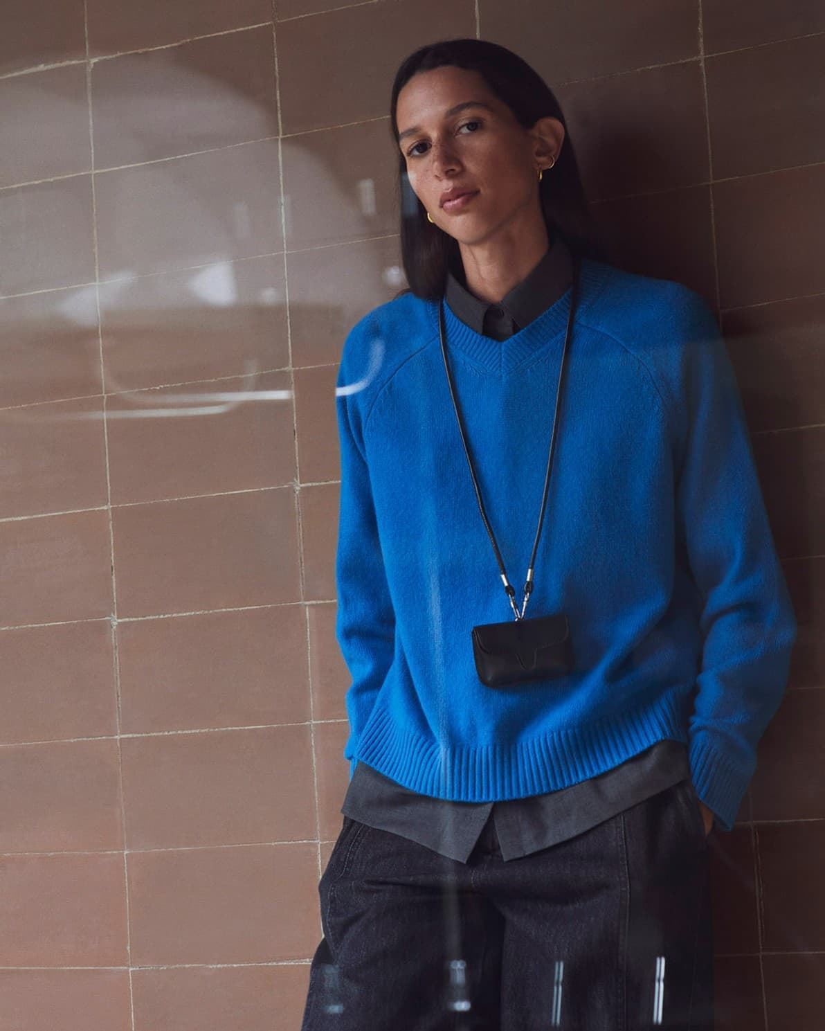 Jersey 43537 MEZCLA LANA CUELLO PICO AZUL - Imagen 3