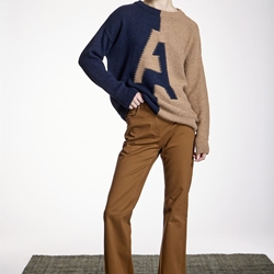 JERSEY Alba Conde 6854 BICOLOR CAMEL Y AZUL MARINO - Imagen 2