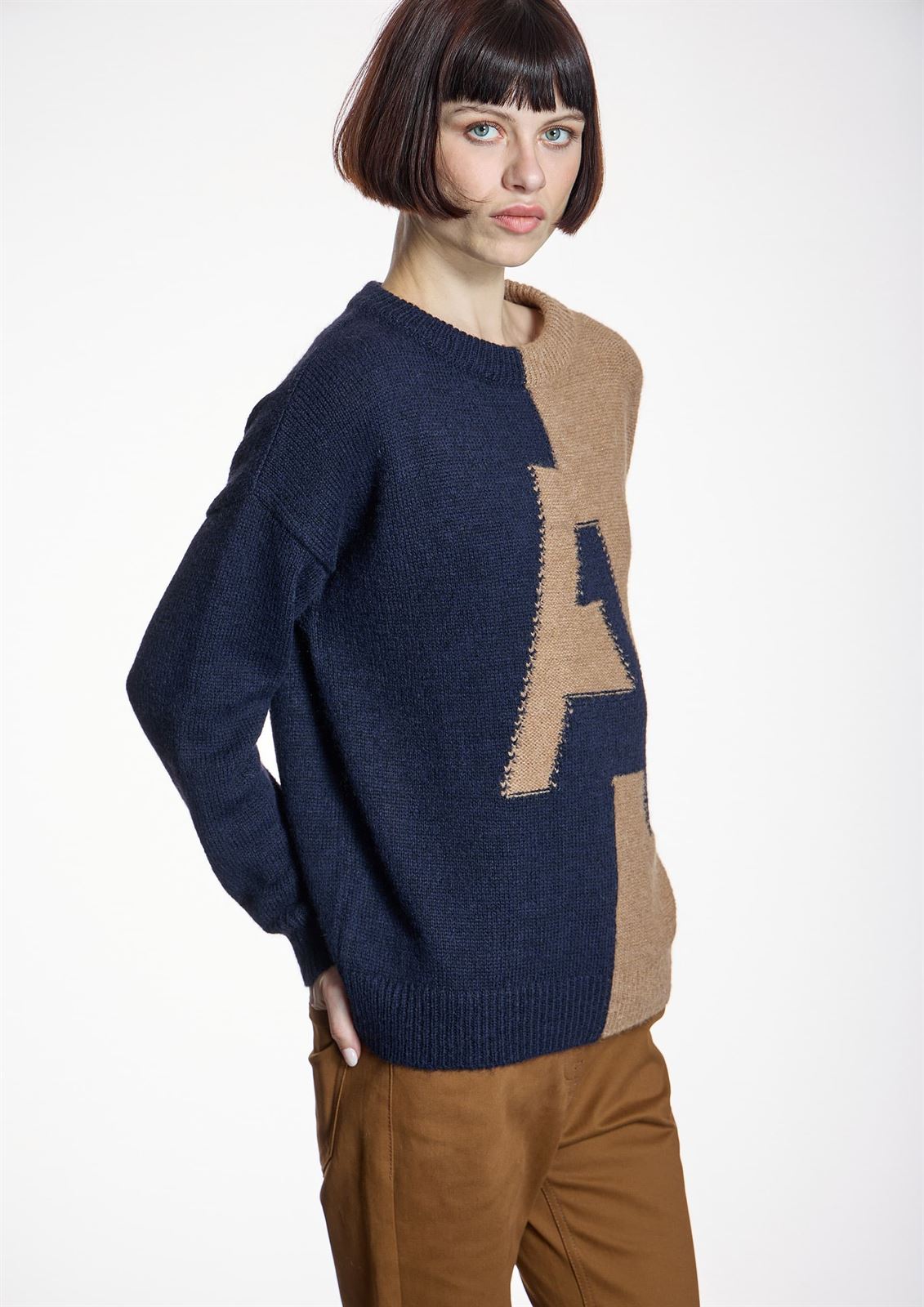 JERSEY Alba Conde 6854 BICOLOR CAMEL Y AZUL MARINO - Imagen 4