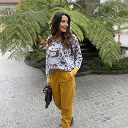 Jersey ZOE print Mickey azules , marrones vivo amarillo. - Imagen 1