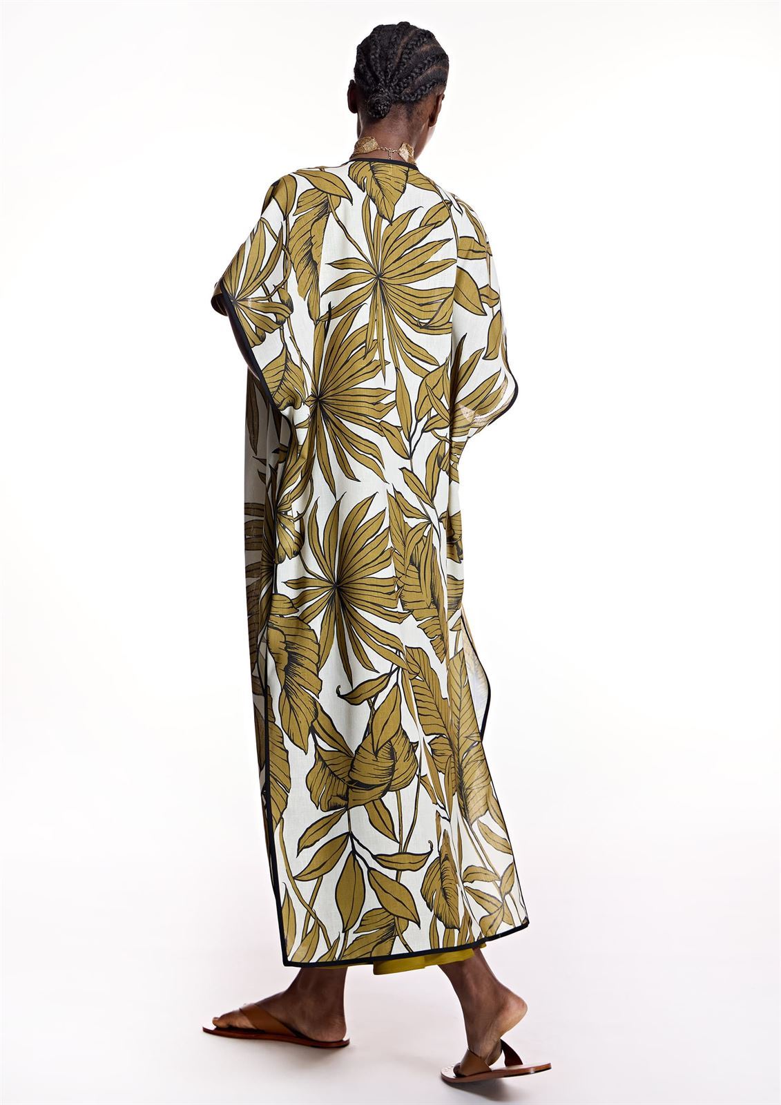 Kimono Alba Conde 2110 largo estampado mostaza verdoso - Imagen 1