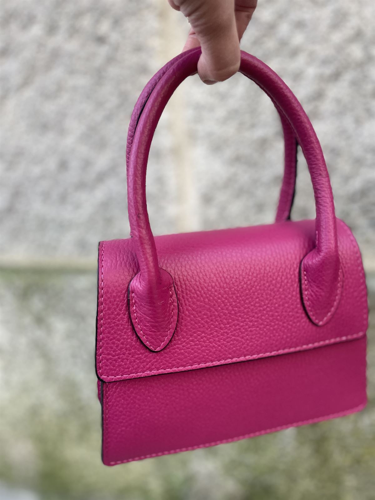 Mini Bolso 2 asas piel fucsia - Imagen 1