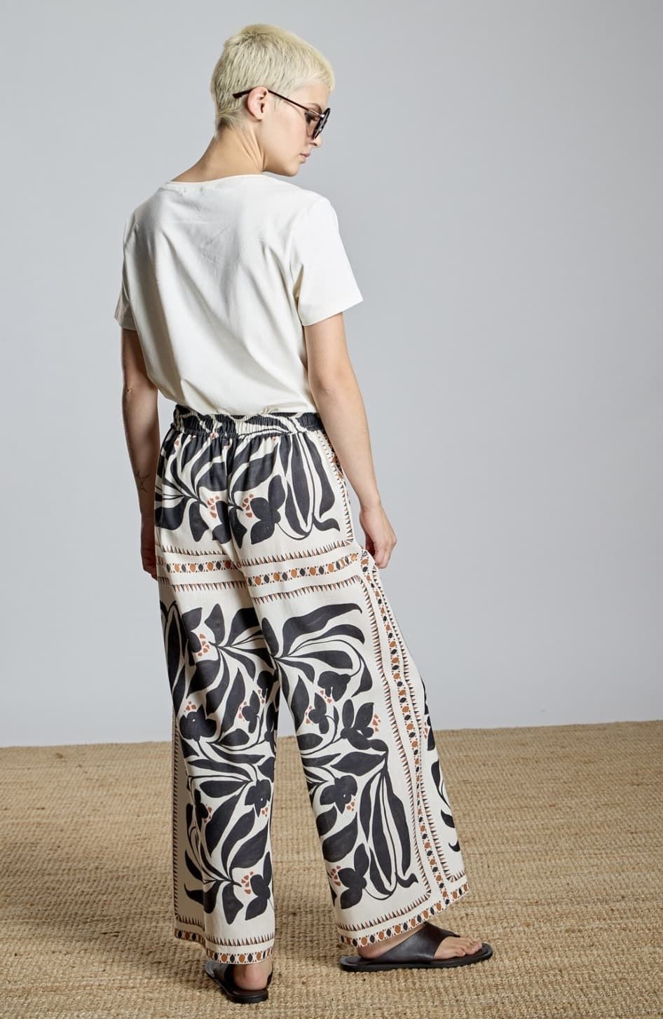 Pantalón Alba Conde 2505-421-94 recto étnico - Imagen 1