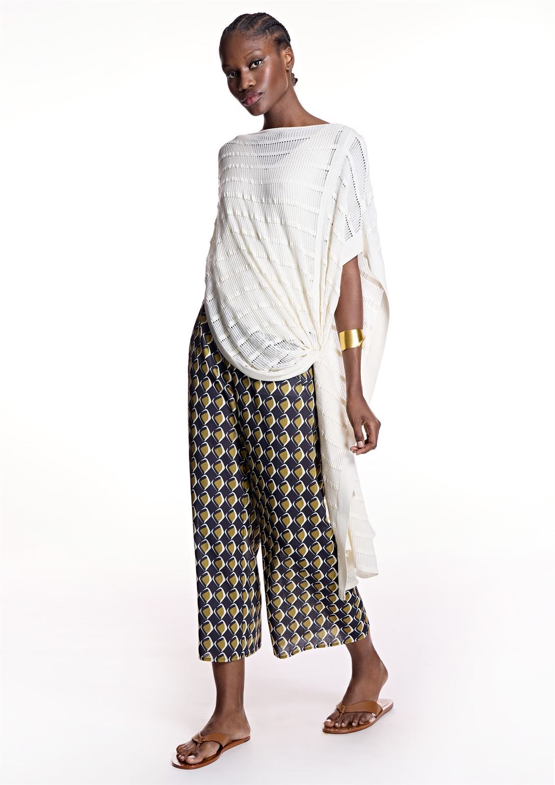 Pantalón Alba Conde 2517 culotte negro mostaza verdoso - Imagen 3