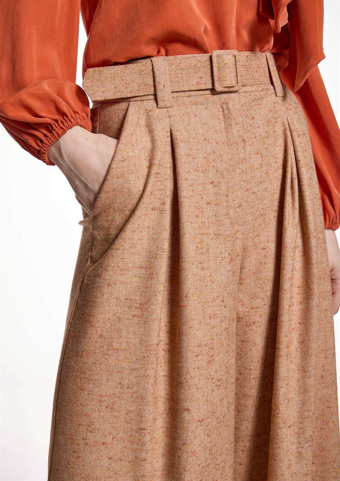 PANTALÓN Alba Conde 5500 PANTALÓN FLUIDO TWEED NARANJA - Imagen 2