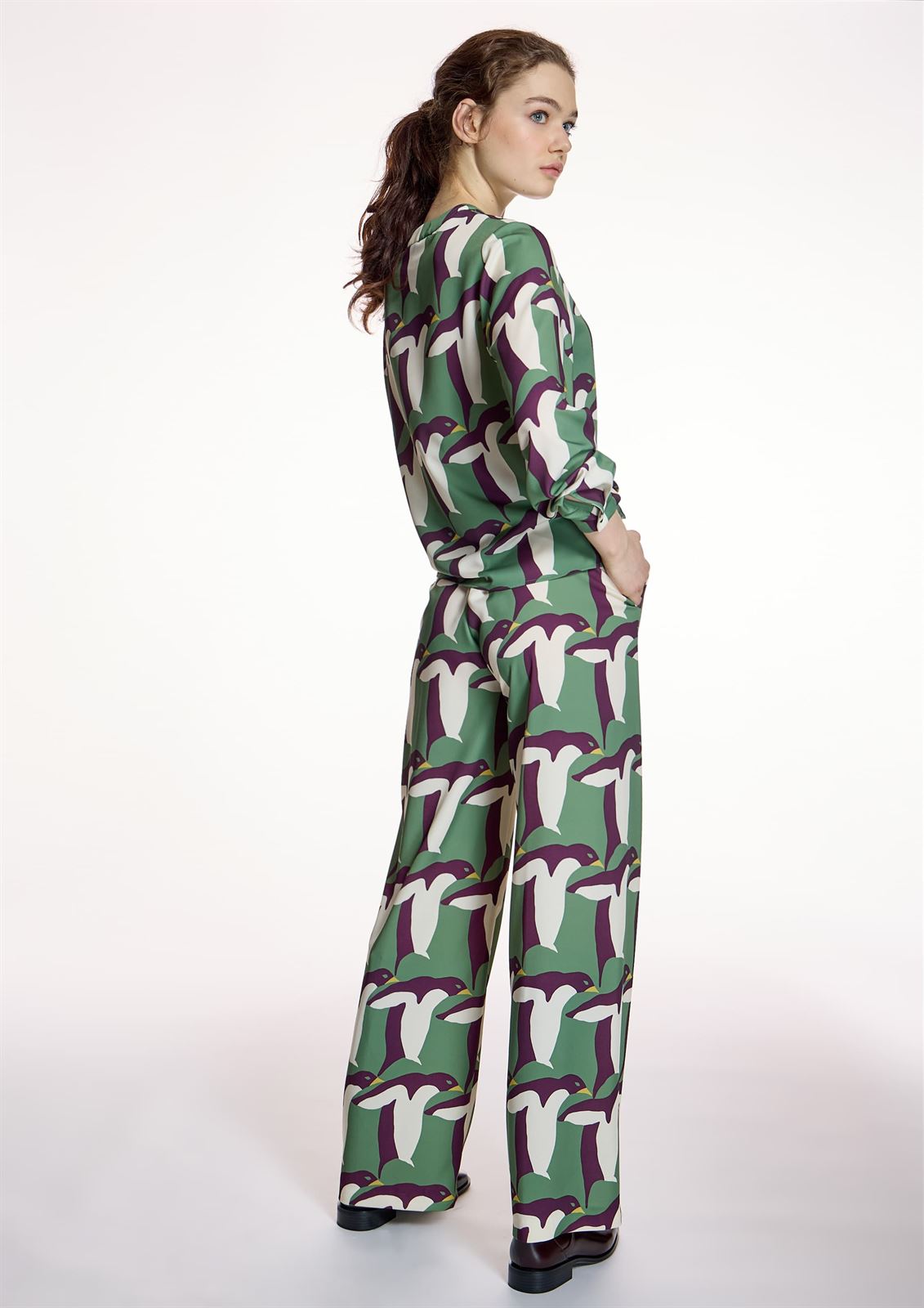 Pantalón Alba Conde 5506 ESTAMPADO PINGÜINOS - Imagen 2