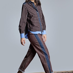 PANTALÓN Alba Conde 6510-638-39 Marrón vivo lateral azul - Imagen 2