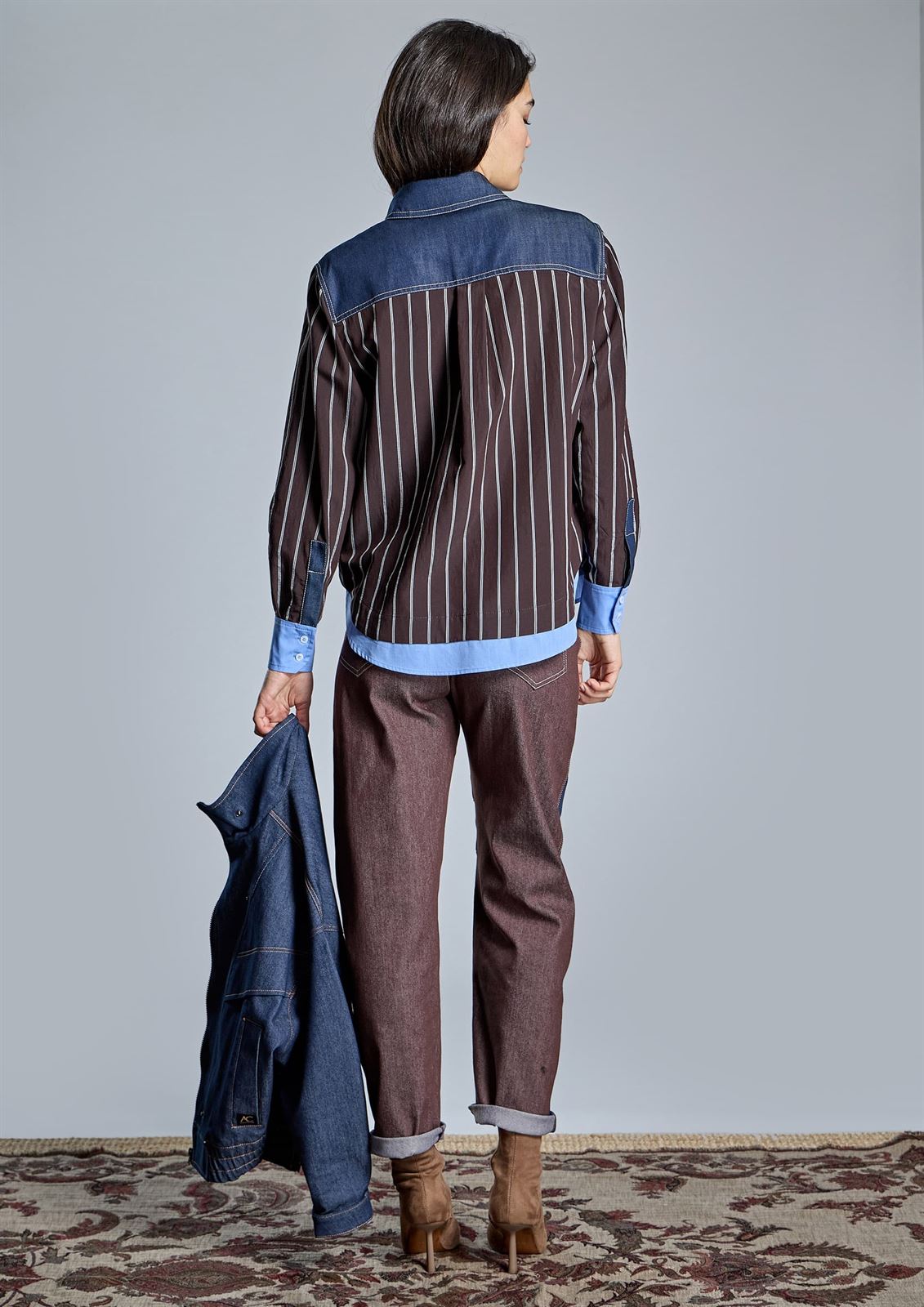 PANTALÓN Alba Conde 6510-638-39 Marrón vivo lateral azul - Imagen 8