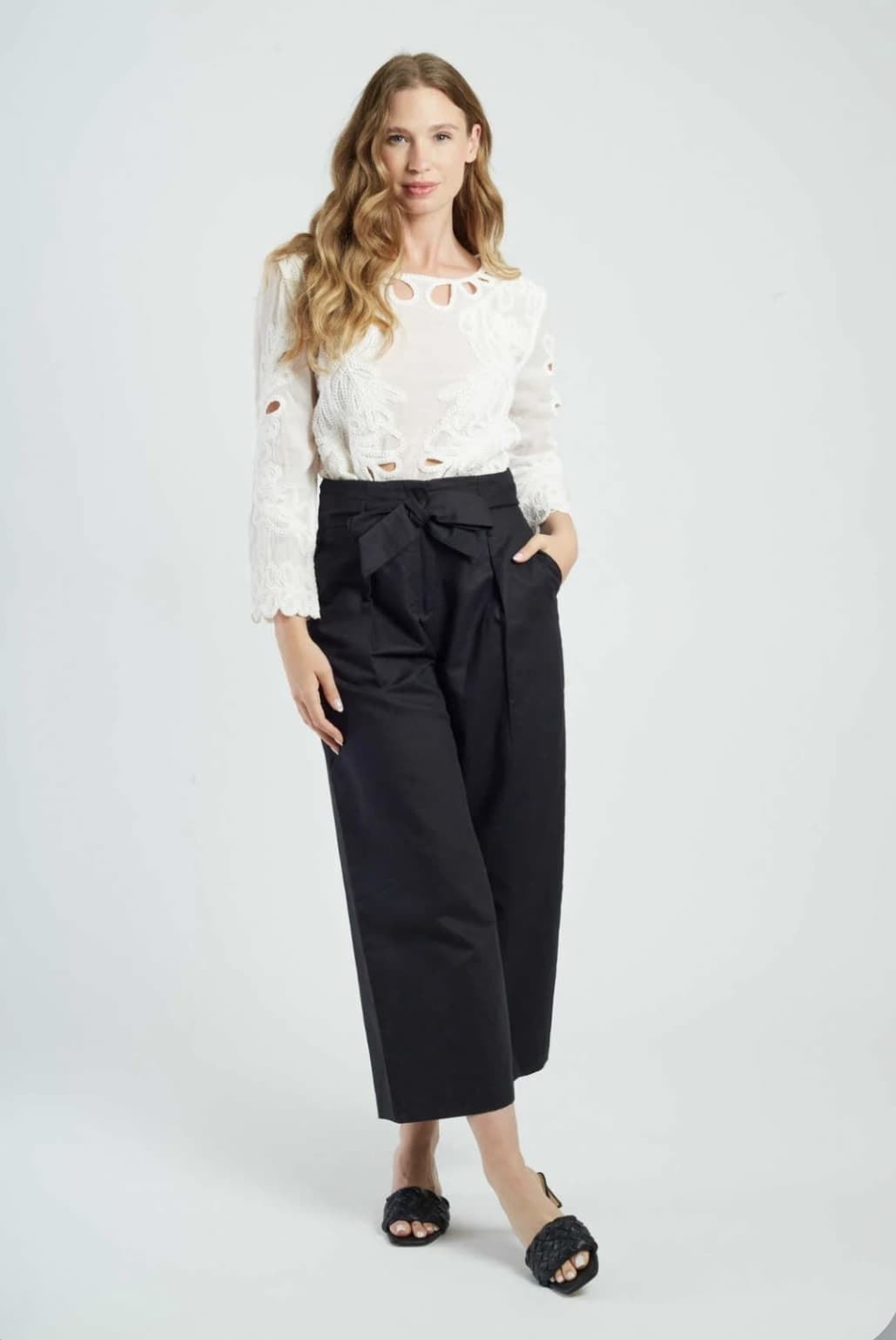 Pantalón Derhy BELEM culotte lino negro - Imagen 1