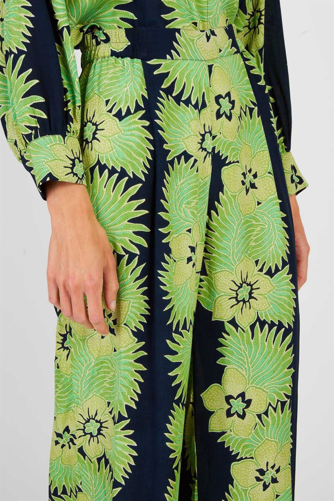 Pantalón Derhy DANAIDES verdes - Imagen 4
