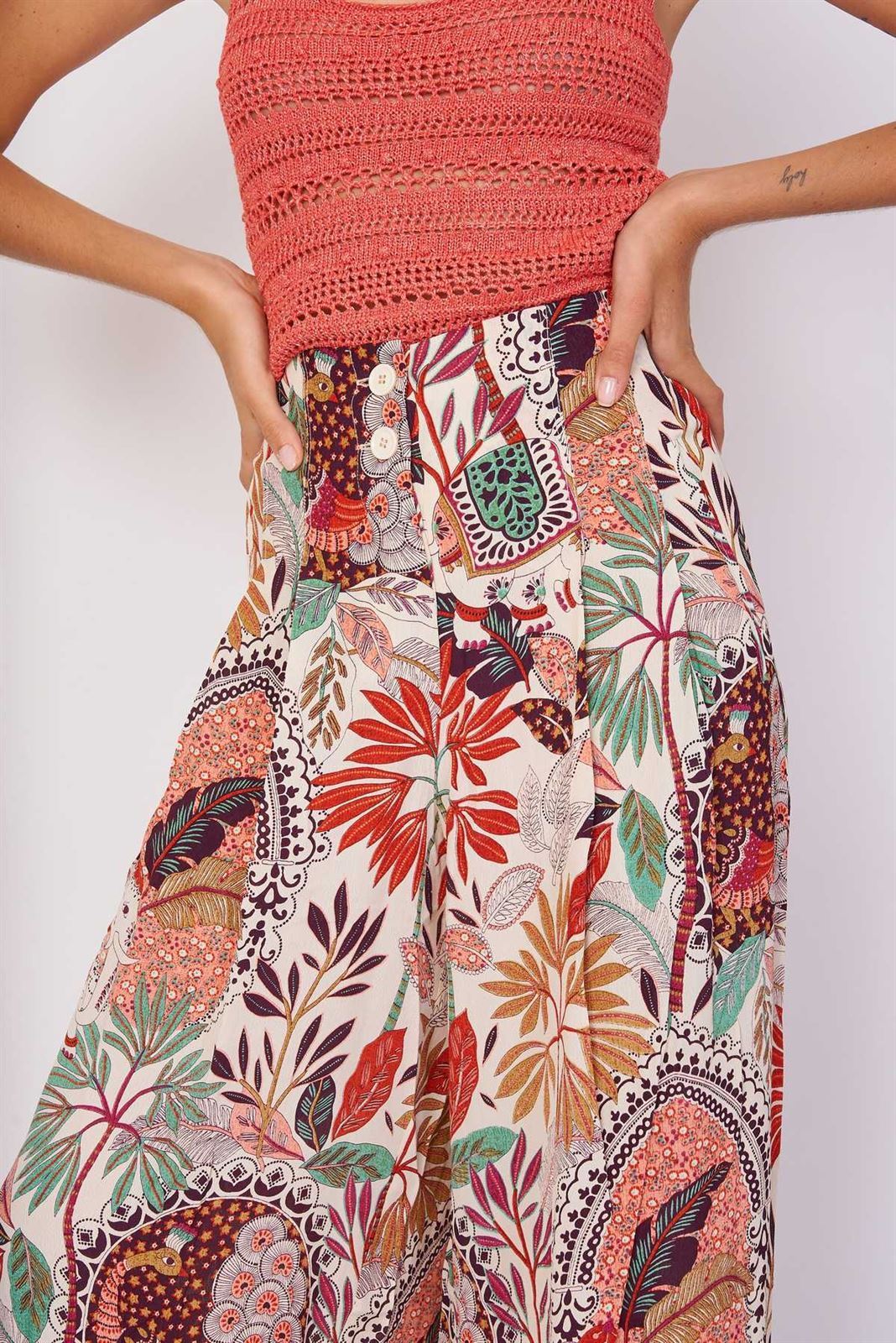 Pantalón Derhy estampado beige - Imagen 2