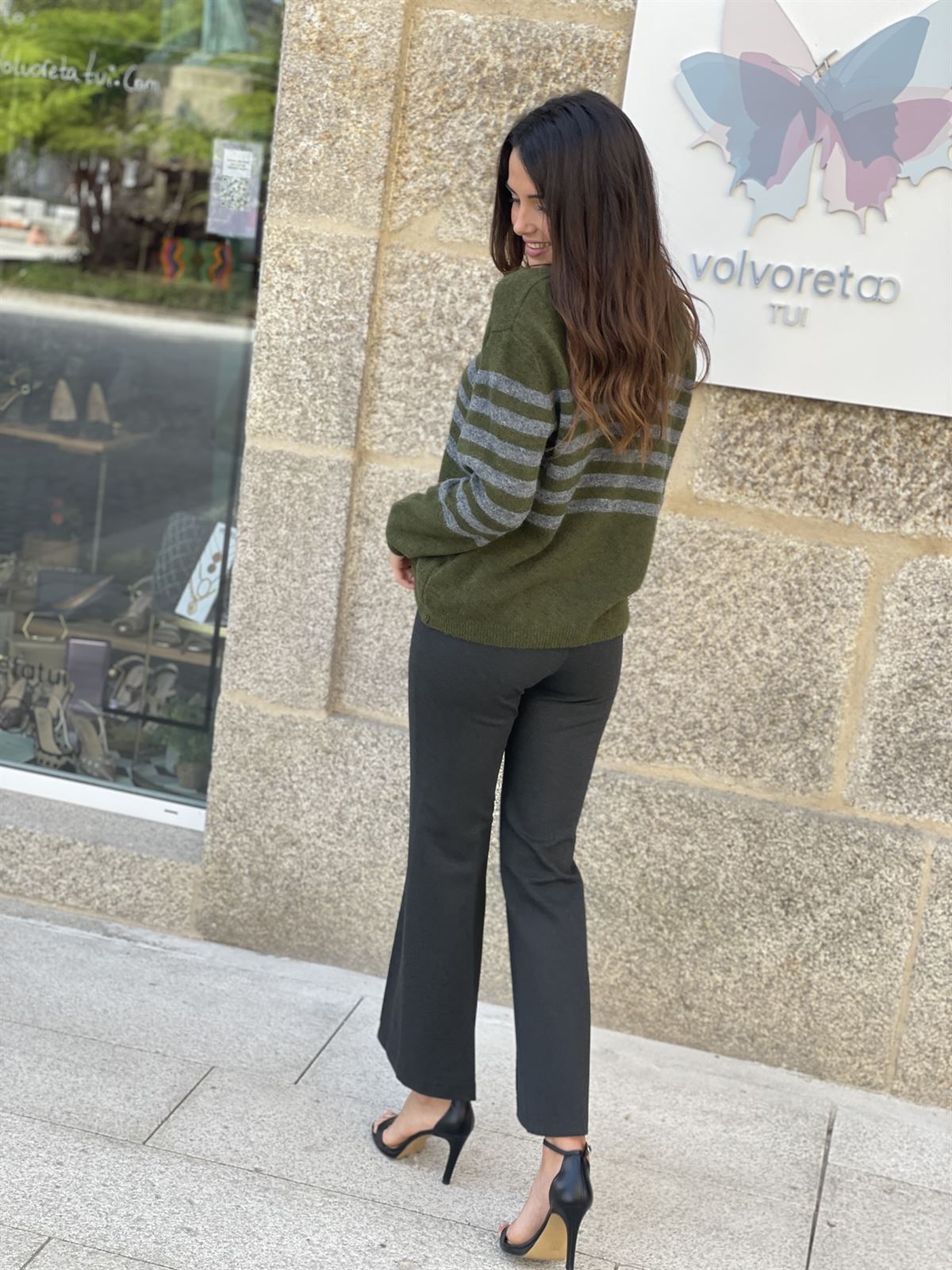 Pantalón OKY Hollie 1157 Punto Roma gris marengo - Imagen 4