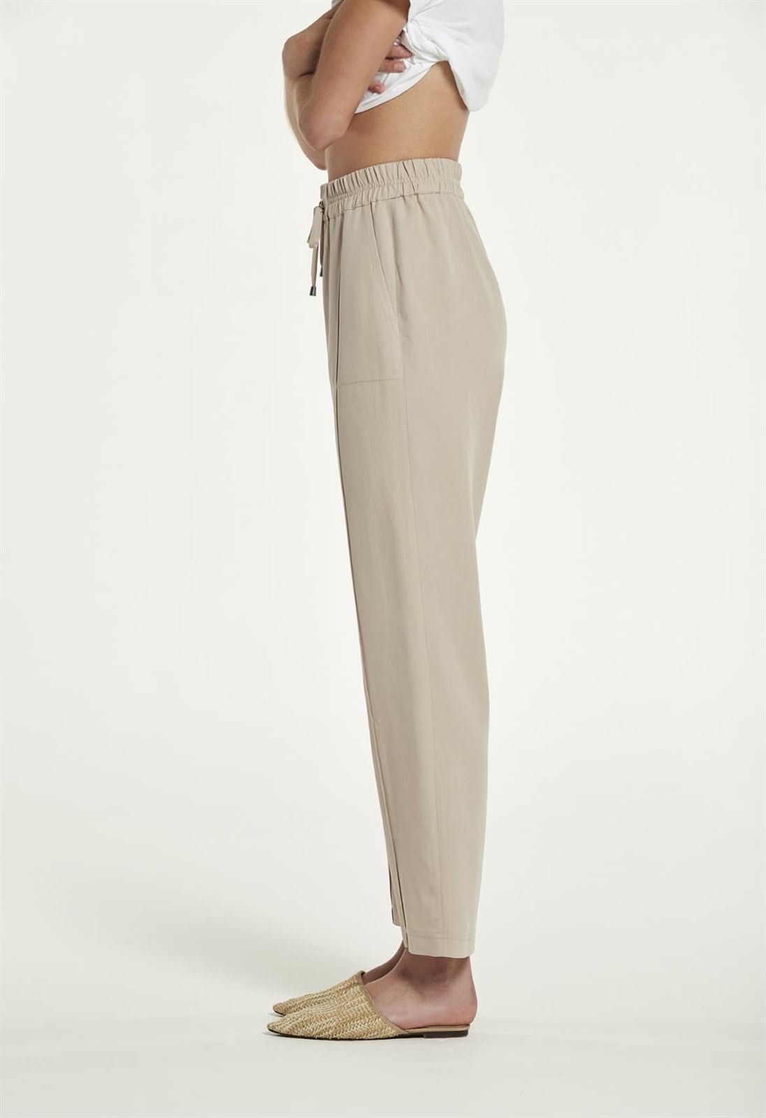 Pantalón OKY TRANTA 3 lino viscosa beige - Imagen 1