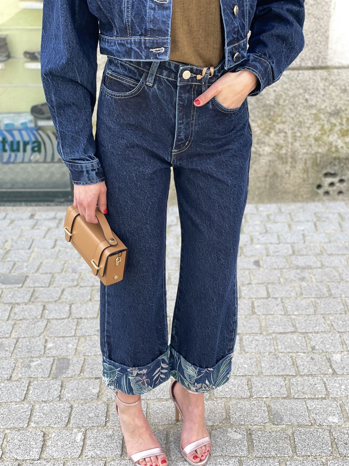 Pantalón Rinascimento vaquero dobladillo tapizado azul - Imagen 1