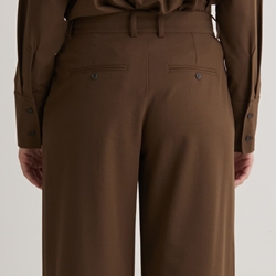 Pantalón Yerse 43813 TRAJE WIDE LEG PINZAS MARRÓN - Imagen 1