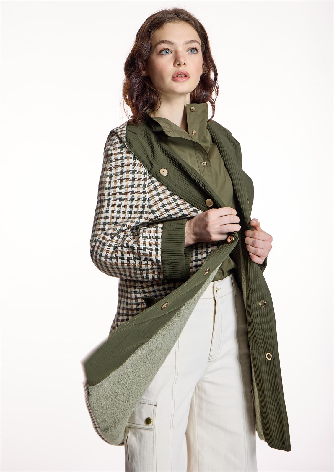 PARKA ALBA CONDE 5610 LARGA DE CUADROS contraste verde - Imagen 2
