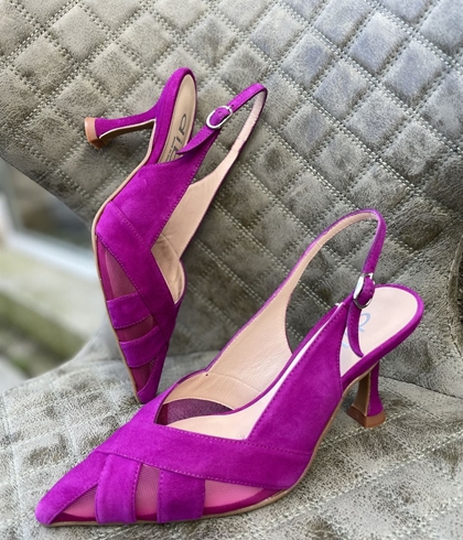 Salón 12068 Dibia by Ezzio detalle tul ante magenta - Imagen 2