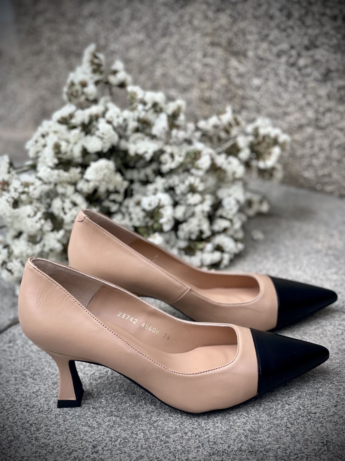 Zapatos de hotsell salon color camel