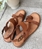 Sandalia 25323 HEE SHOES esclava dedos cuero. - Imagen 1