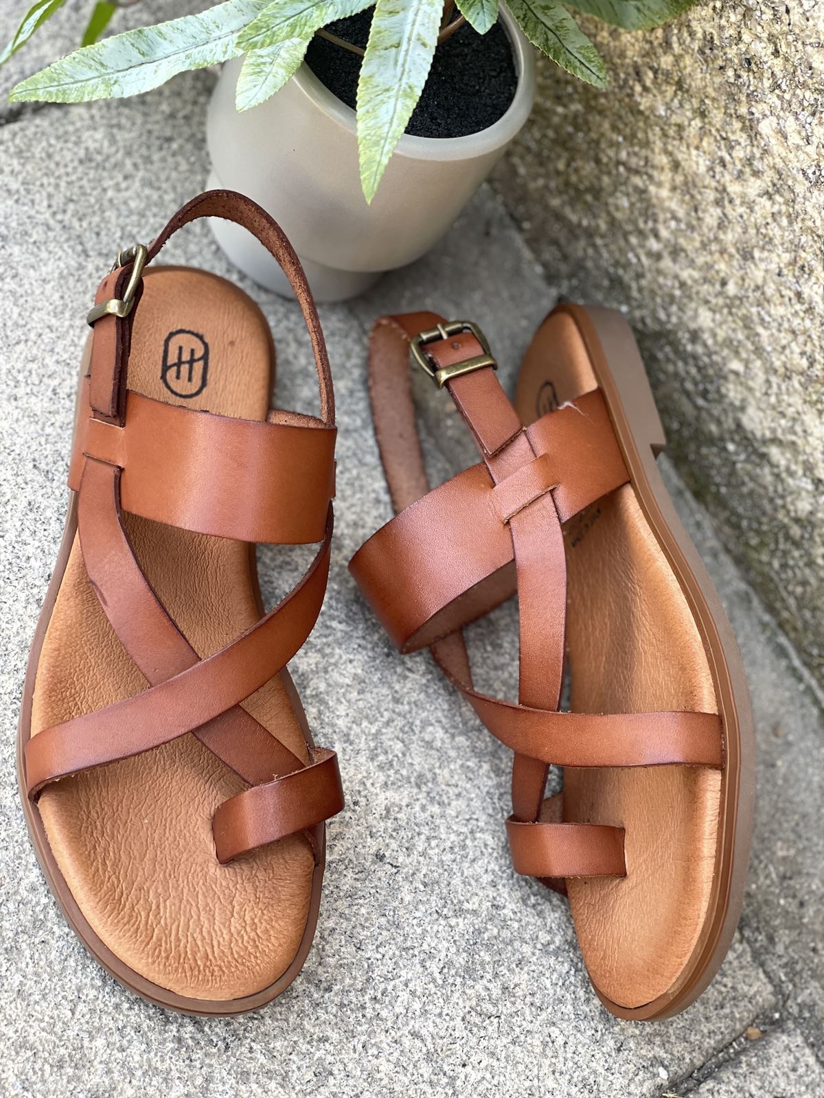 Sandalia 25323 HEE SHOES esclava dedos cuero. - Imagen 4
