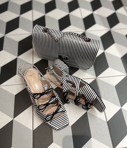 Sandalia Angari JA2 rayas lazos negros - Imagen 1