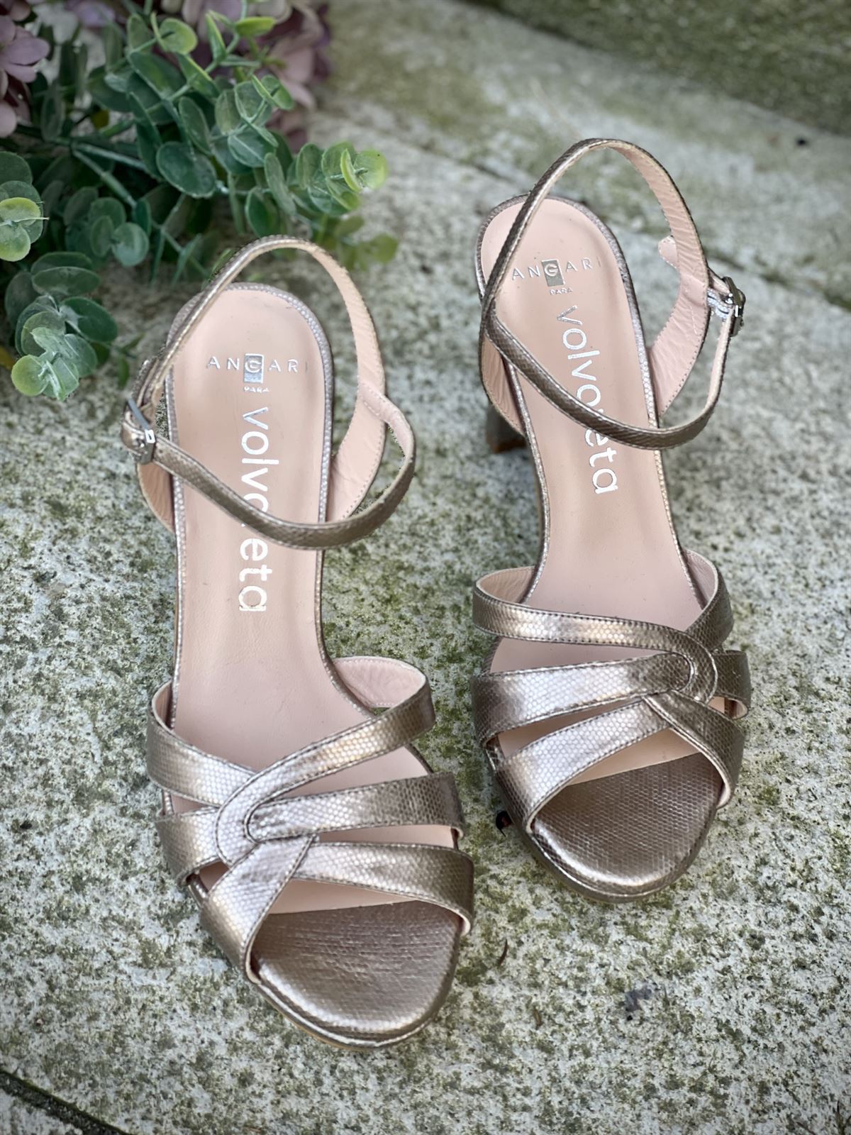 Sandalia Angari MAITE -75 escamas milos stone bronce suave - Imagen 2