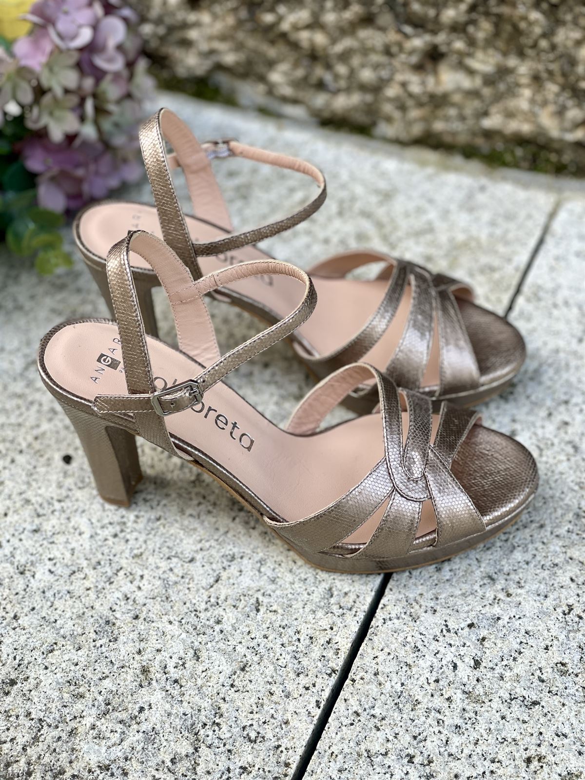 Sandalia Angari MAITE -75 escamas milos stone bronce suave - Imagen 3