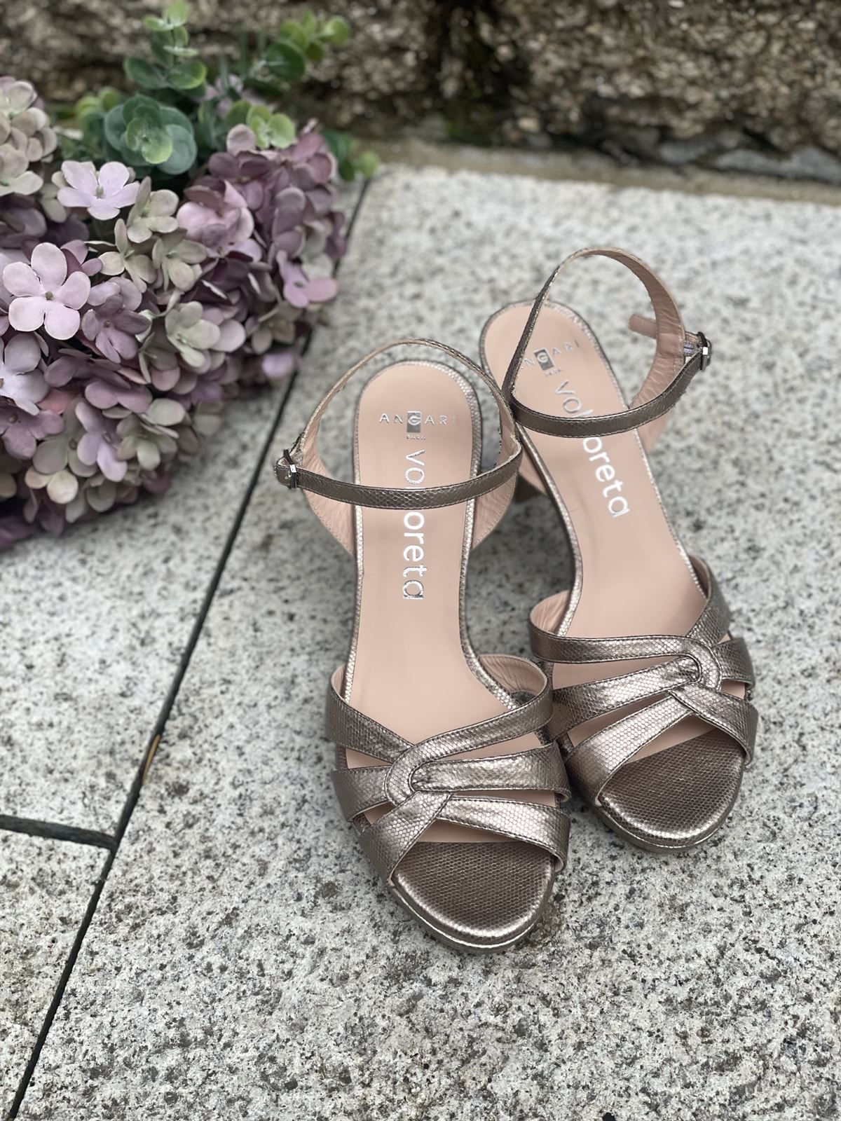 Sandalia Angari MAITE -75 milos stone bronce suave - Imagen 3