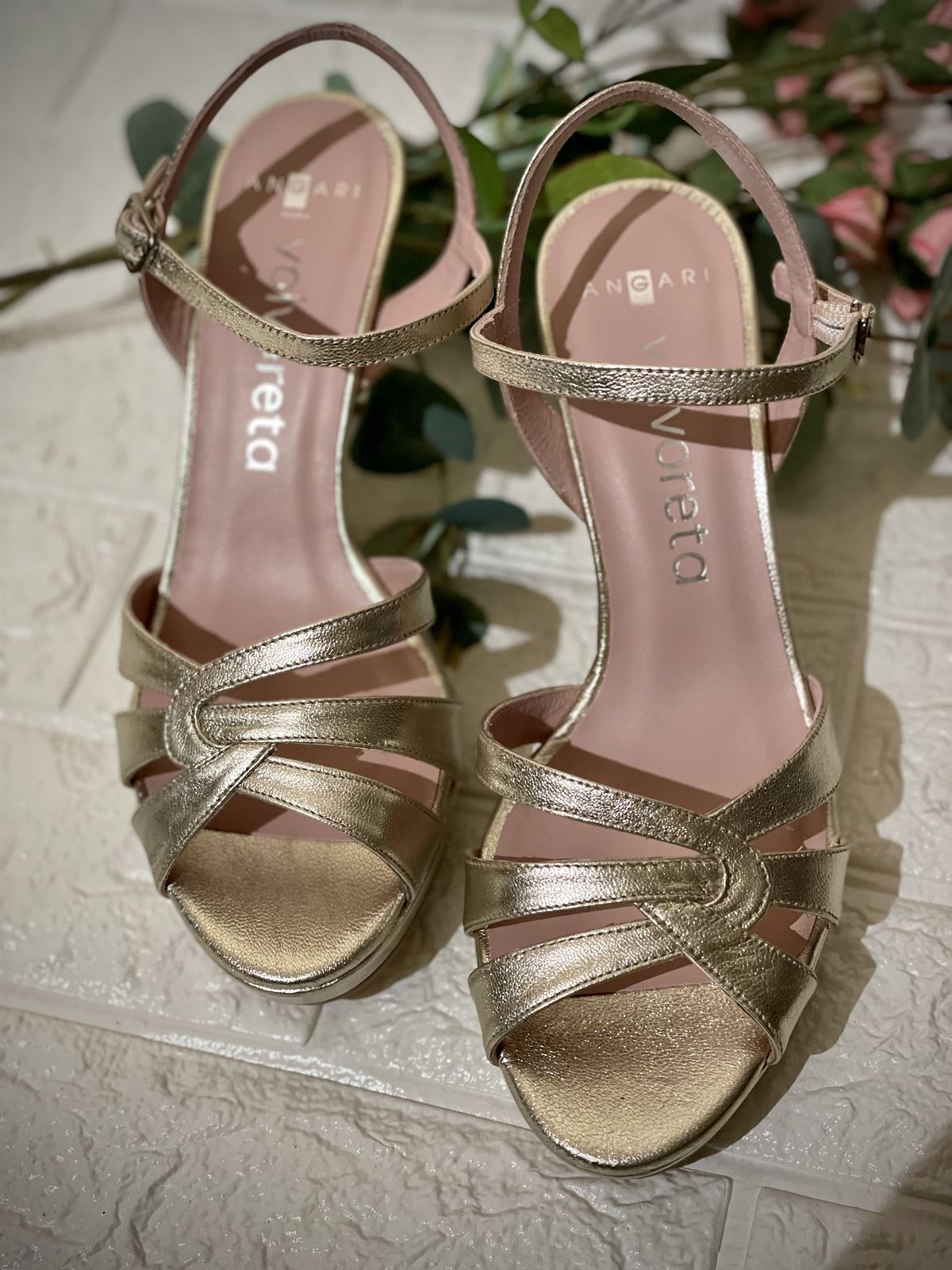 Sandalias tres tiras deals
