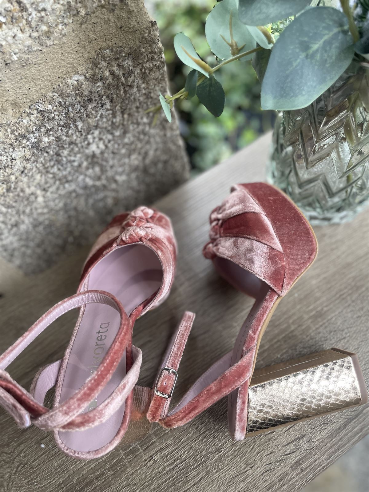 Sandalia Angari Zapatos terciopelo rosa - Imagen 4