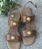 Sandalia Candelitas plana 3954 cuero camel. - Imagen 2
