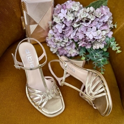 Sandalia Dibia by Ezzio metalizada champagne - Imagen 1