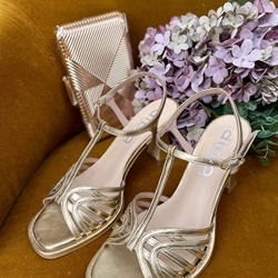 Sandalia Dibia by Ezzio metalizada champagne - Imagen 2