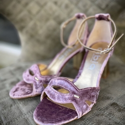 Sandalia Dibia by Ezzio terciopelo Rosa lilita palo - Imagen 1
