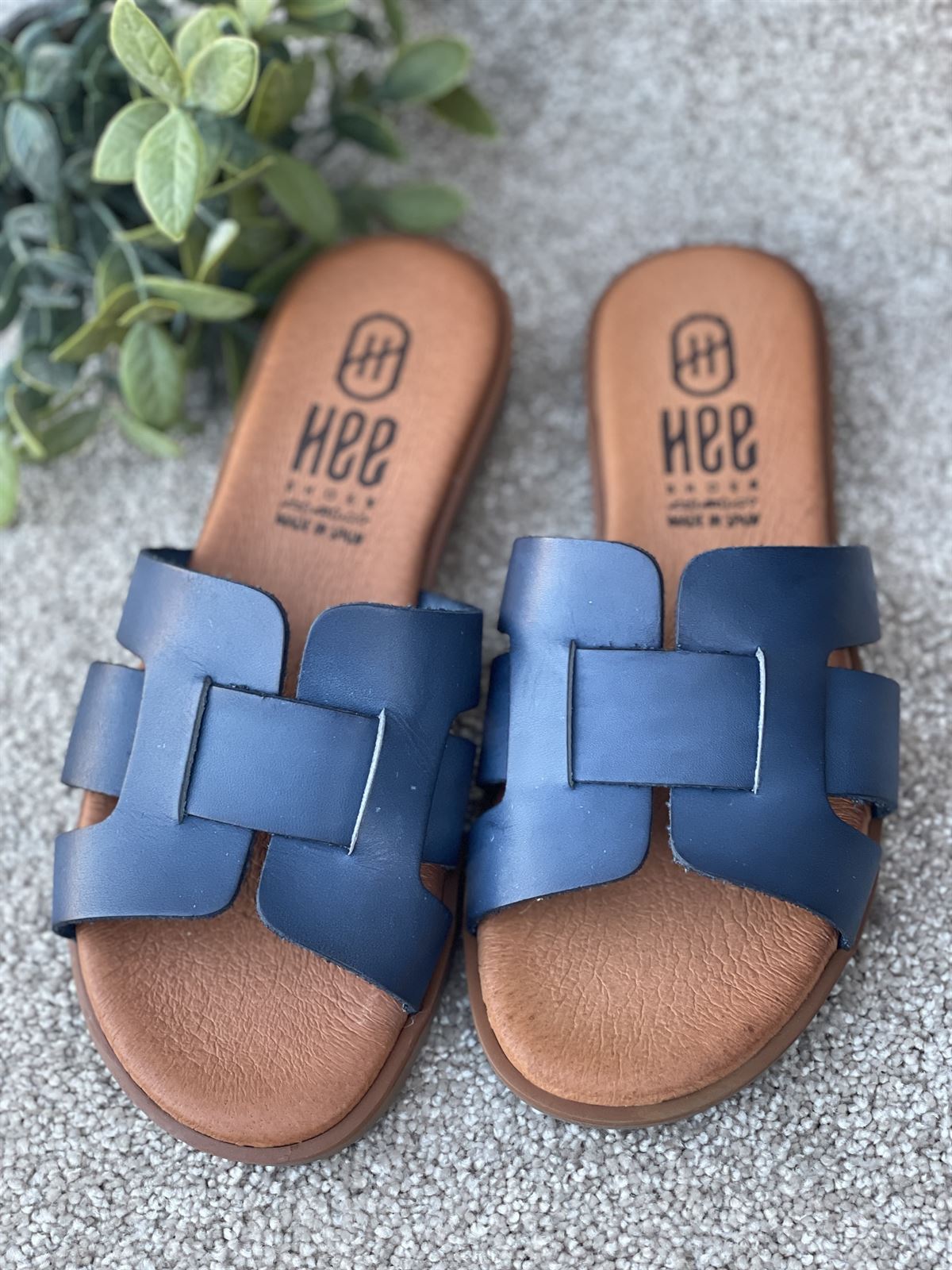 Sandalia HEEE SHOES descalza piel azul - Imagen 1