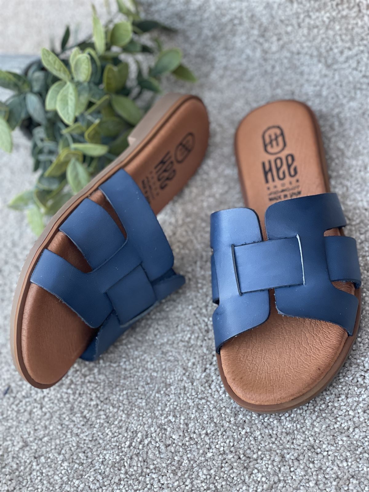 Sandalia HEEE SHOES descalza piel azul - Imagen 3