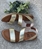 Sandalia HEEE SHOES tiras cruzadas vaquetilla metalizada dorada. - Imagen 2