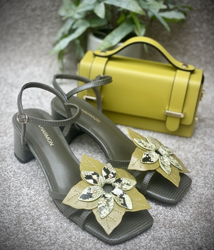 Sandalia Noa Harmon AZAMI FLOR tonos verdes - Imagen 2