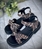 Sandalia Noa Harmon HOT  cierre velcro print - Imagen 1