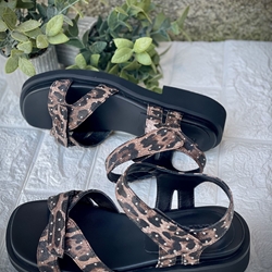 Sandalia Noa Harmon HOT  cierre velcro print - Imagen 2