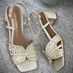 Sandalia Noa Harmon SALINA tachas beige - Imagen 1